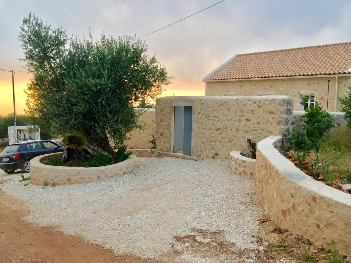 פיסקרדו Fiscardo Luxury Stone Villa Alex ,With Sunset View! מראה חיצוני תמונה