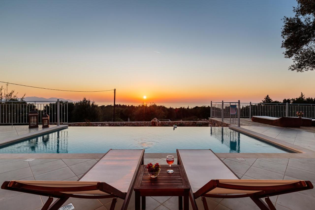 פיסקרדו Fiscardo Luxury Stone Villa Alex ,With Sunset View! מראה חיצוני תמונה